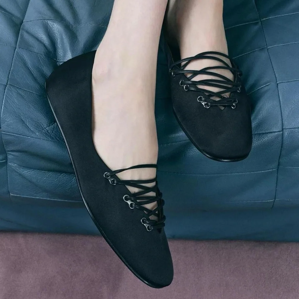✨SOLD✨ NWT Zara Satin Lace Up Ballet Flats in Black - 8 - Picture 1 of 8